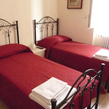 Bed & Breakfast Le Due Nicchie 3*
