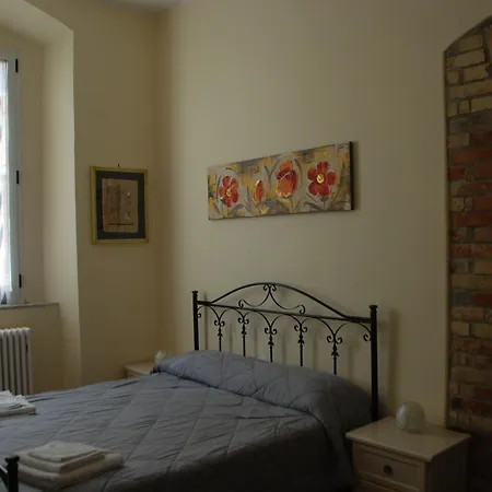 Le Due Nicchie Bed & Breakfast 3*